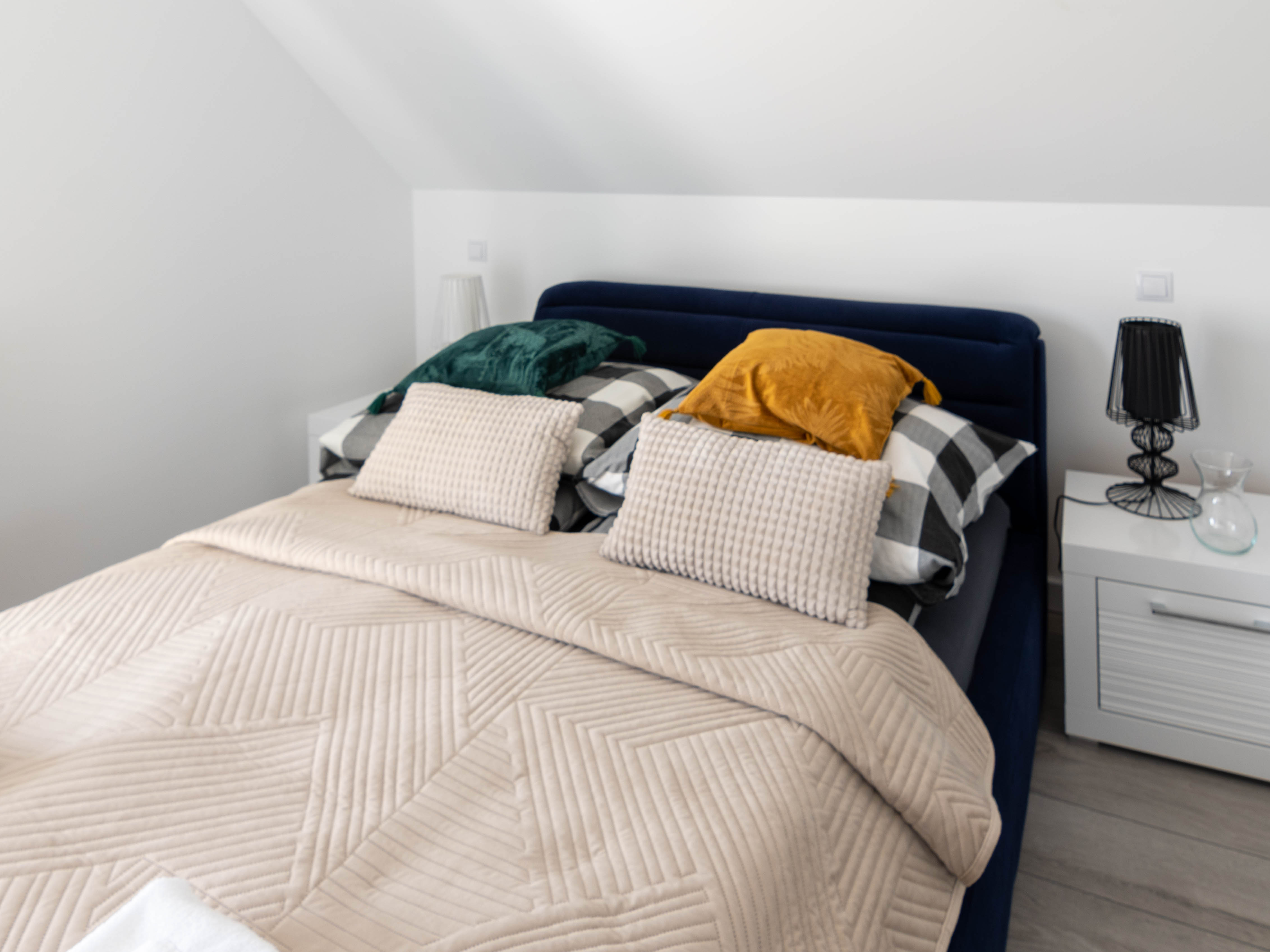 Apartament // pokój 2